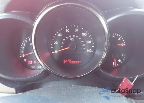 2010 Kia Soul + из США, поврежденный, VIN KNDJT2A27A7178584